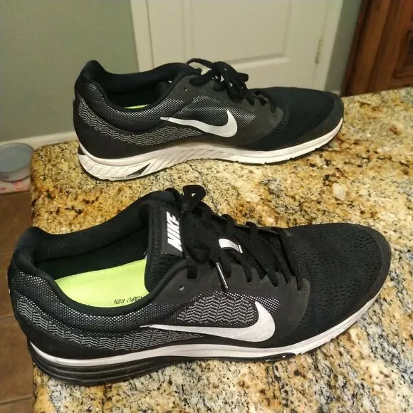 Nike Air Zoom Fly 2 (707606-001) Athletic Running Shoes Men's Sz 13 Black White