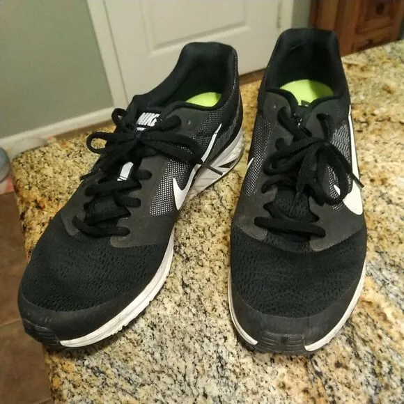 Nike Air Zoom Fly 2 (707606-001) Athletic Running Shoes Men's Sz 13 Black White