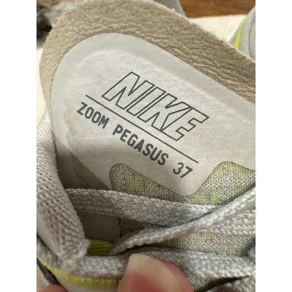 Nike Air Zoom Pegasus 37 Smoke Grey Volt Youth Trainers CJ2099-003 Size 6