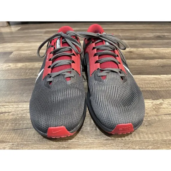 Nike Air Zoom Pegasus 40 Mens Sz 12 Tampa Bay Buccaneers Bucs Running Shoes EUC