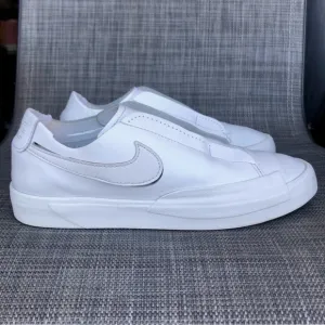 Nike Blazer Low Kickdown CJ1651-100Triple White Leather Sneakers Women’s 7.5