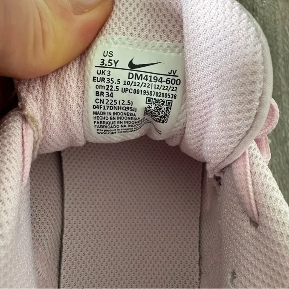 Nike Downshifter 3.5Y Youth Girls Running Shoes Pink White black New with box