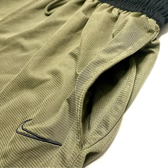 Nike Dri-Fit Men’s Green &amp; Floral DNA Loose Fit Athletic Basketball Shorts XL