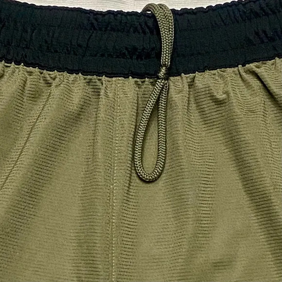 Nike Dri-Fit Men’s Green &amp; Floral DNA Loose Fit Athletic Basketball Shorts XL