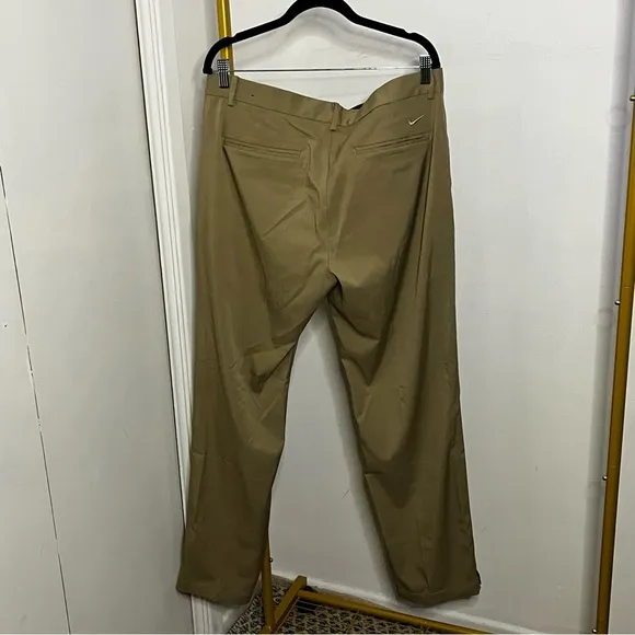 Nike Dri-FIT Victory Men's Golf Pants in Khaki Size 34x32