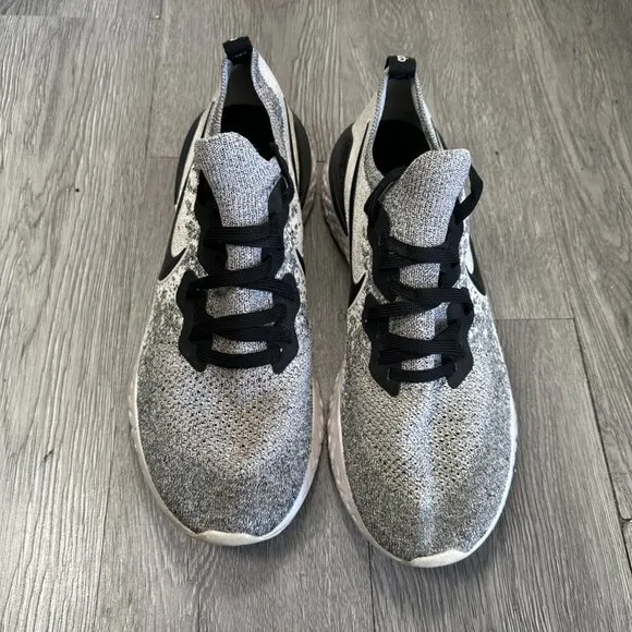 Nike Epic React Flyknit 2 Oreo Running Shoes Mens US 11.5 White Black BQ8928-101