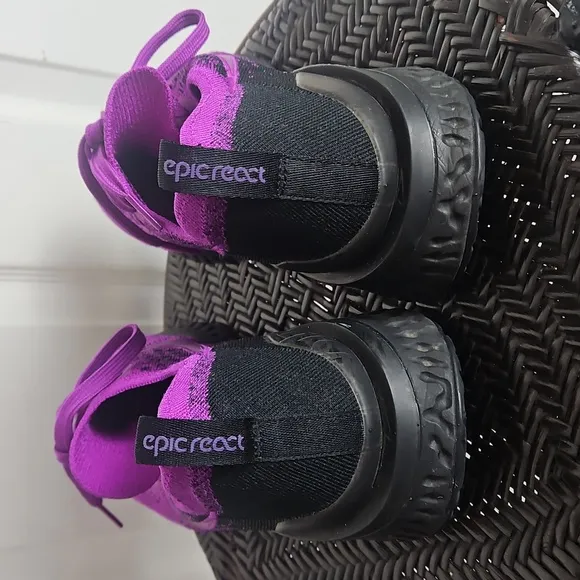 Nike Epic React Flyknit 2 Vivid Purple Running Shoes Men 10.5