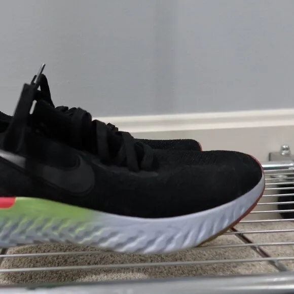 Nike Epic React Flyknit 2
