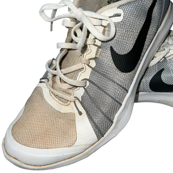 Nike Flex Train Aver Mens Running Shoes Size 9.5 Trainers Sneakers White &amp; Grey