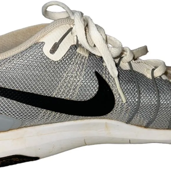 Nike Flex Train Aver Mens Running Shoes Size 9.5 Trainers Sneakers White &amp; Grey