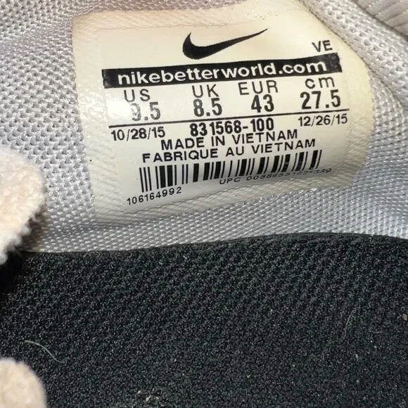 Nike Flex Train Aver Mens Running Shoes Size 9.5 Trainers Sneakers White &amp; Grey