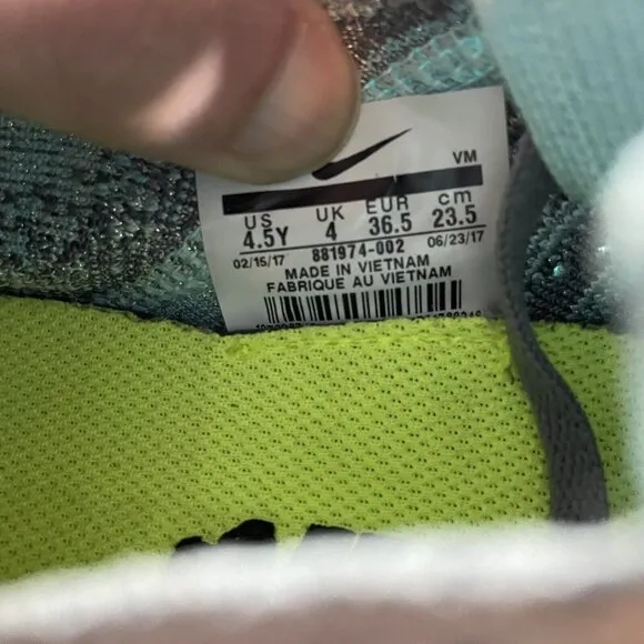 Nike Free RN Flyknit (GS) Girl's Size 4.5Y Running Shoes Gray Blue