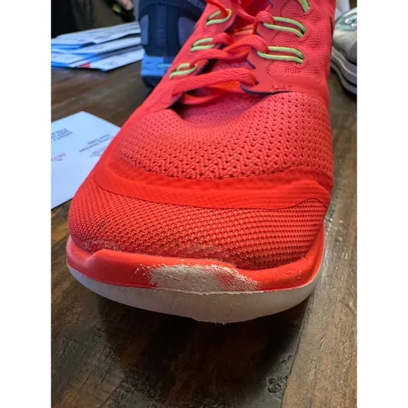Nike Free Running Shoes Lightweight Athletic Neon Orange Sneakers 11.5