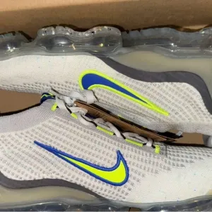Nike Gray and Blue Athletic Shoes with Air Cushioning