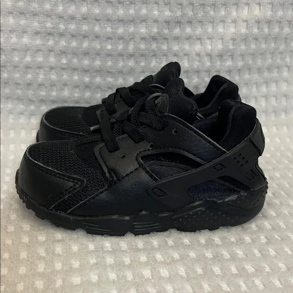 NIKE Huarache kids 7c