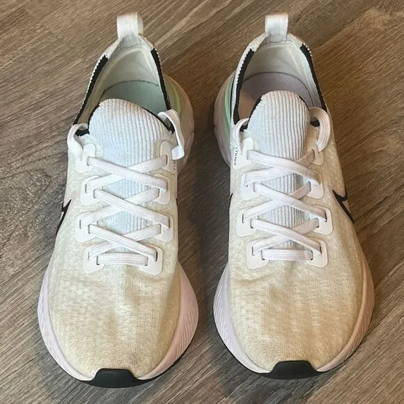 Nike Infinity React‎ Road Running Shoes Iced Lilac White Womens 8.5 EU 6 EU 40