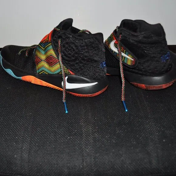 Nike Kyrie 2 BHM Size 7Y Preowned