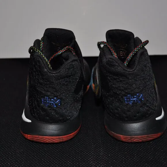 Nike Kyrie 2 BHM Size 7Y Preowned