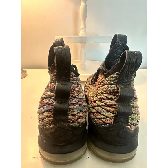 Nike LeBron 15 XV Multi-Color Knit Basketball Shoes Fruity Pebbles Size 8.5
