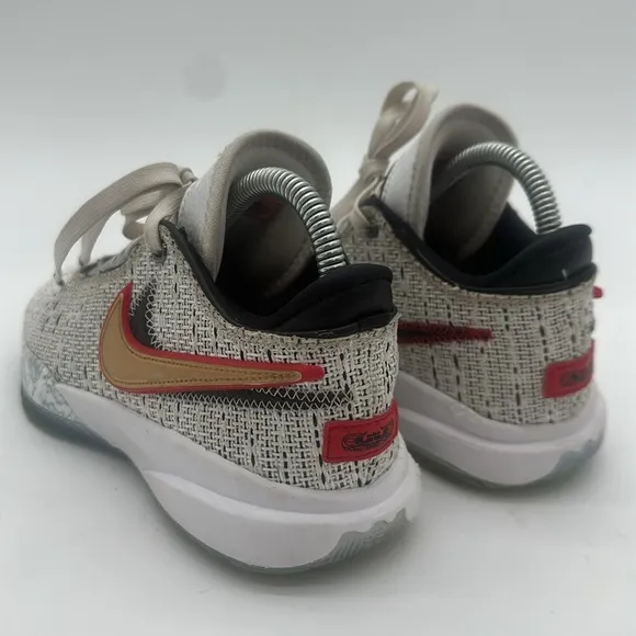Nike LeBron 20 EP The Debut Size 5 Youth