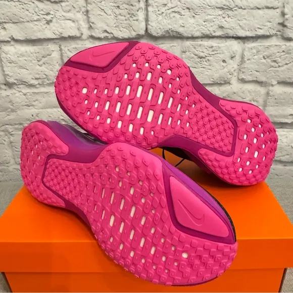 Nike Men Black Pink Running Shoes 8