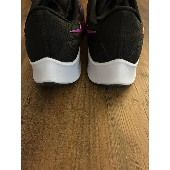 Nike Men Size 11 Air Zoom Pegasus 38 Black/Pink Running Shoes CW7356-011