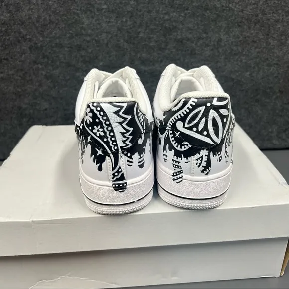 Nike Men’s Air Force 1 Custom “Bandana Drip” Shoes Size 9.5