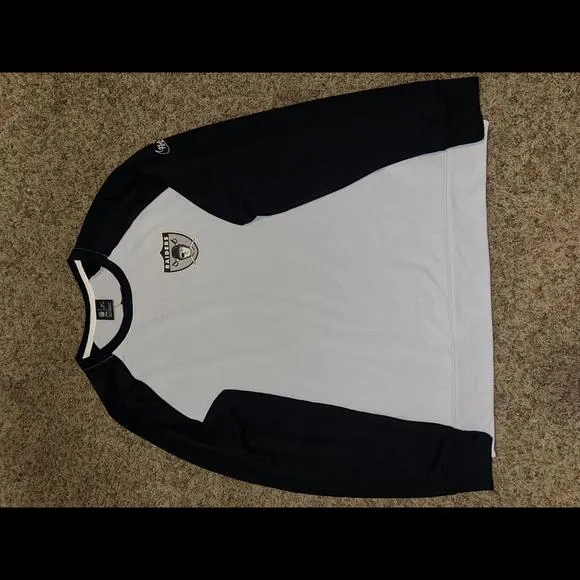 Nike Men’s Las Vegas Raiders SLV/BLK Historic Raglan Crew Performance Sweater