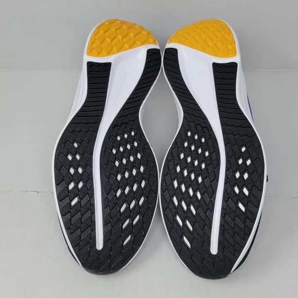 Nike Quest 5 Running Shoes Black White Blue DD9291-003 Women's Size 11 New