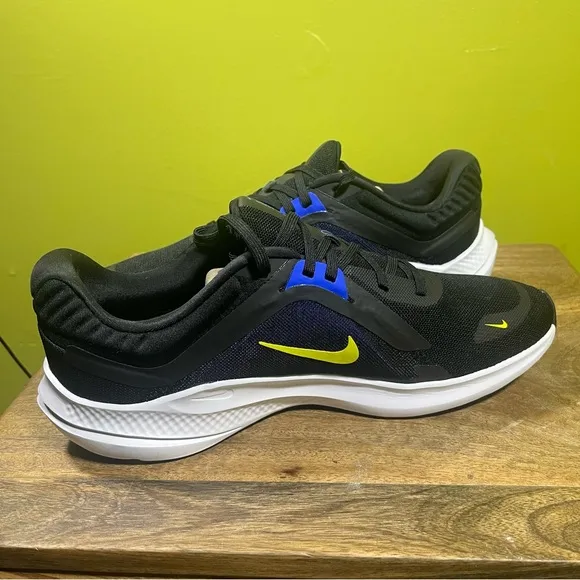 Nike Quest 5 Shoes Mens 9 Black Blue Yellow Road Running Sneakers DD0204-008 New