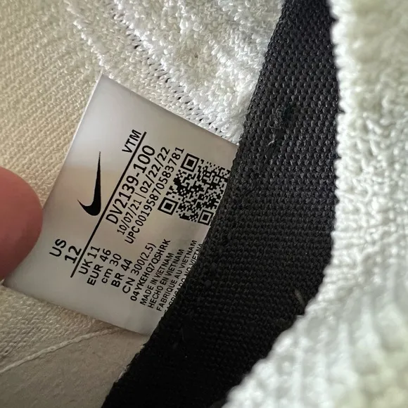 Nike React Phantom Run Flyknit 2 Shoes Men's 12 White Running Athletic Sneakers