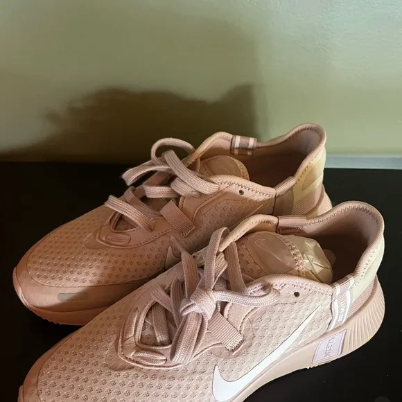 Nike RepostoStone Mauve (Women's) Size 8