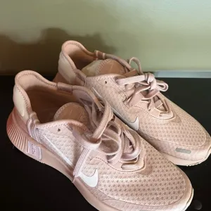 Nike RepostoStone Mauve (Women's) Size 8