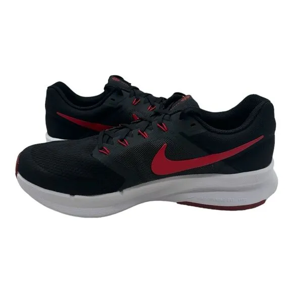 Nike Run Swift 3 Running Shoes Men's Size 11 DR2695 001 Sneakers Red Black