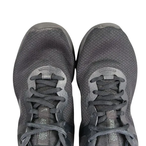 Nike Shoes Womens 10 Athletic Trainers Revolution 6 Road Running Sneakers Black
