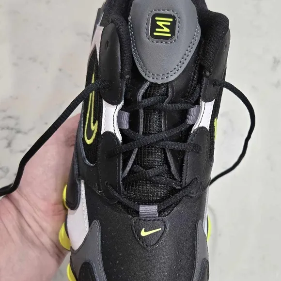 Nike Shox Women's SZ.9.5 TL Nova Black Lemon Venom AT8046-003 Running Shoes New