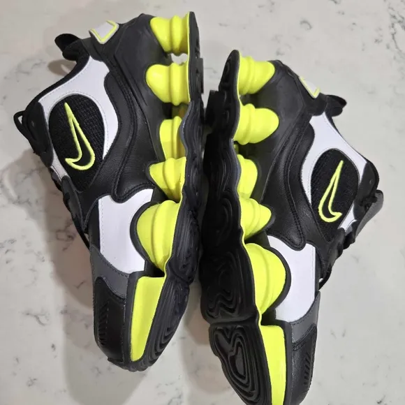 Nike Shox Women's SZ.9.5 TL Nova Black Lemon Venom AT8046-003 Running Shoes New