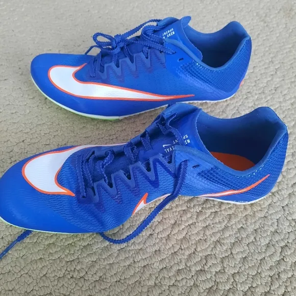 Nike SPRINT Track and Field men's shoes, size 8, with spikes, new &amp; includes bag
