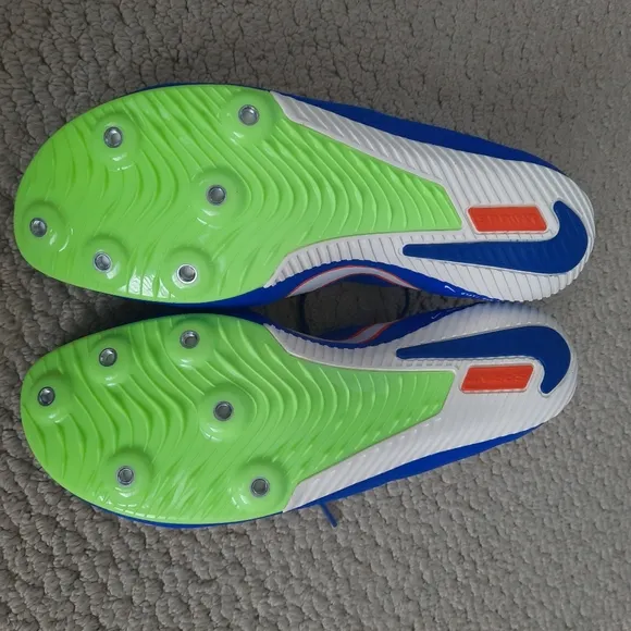 Nike SPRINT Track and Field men's shoes, size 8, with spikes, new &amp; includes bag