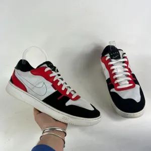 Nike Squash-Type Sneakers Men's 12 White Black Lace Up Running Shoes gym
