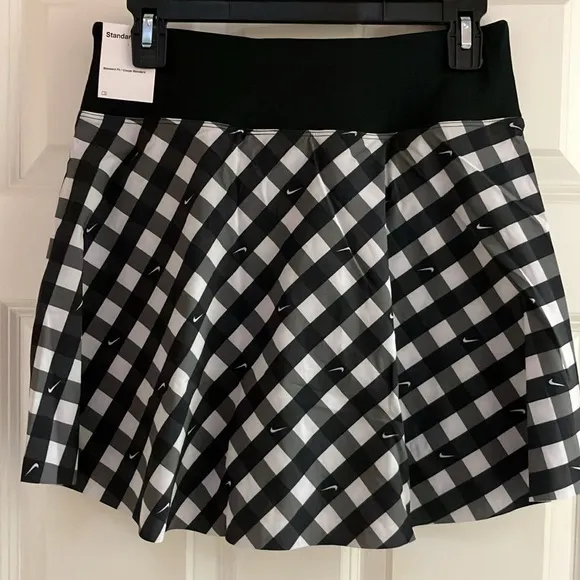 Nike Tennis/Golf/Pickleball Athletic Skort, NWT!