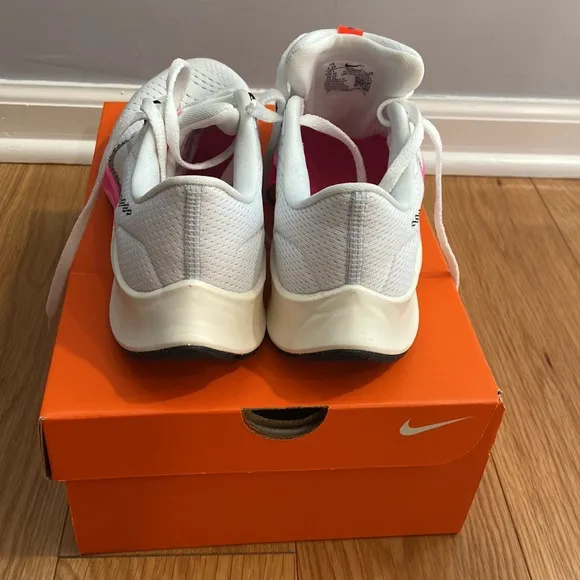 Nike Women's White and Pink Running Shoes