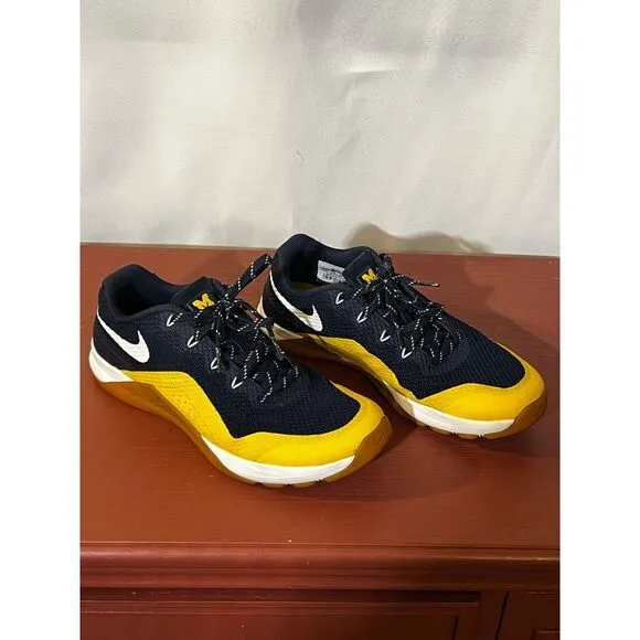 Nike x‎ Michigan Wolverines Training Shoes Blue Yellow Athletic Sneakers