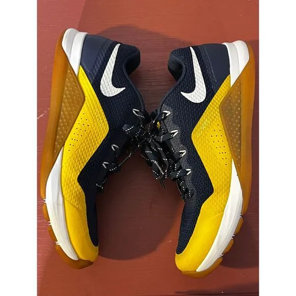 Nike x‎ Michigan Wolverines Training Shoes Blue Yellow Athletic Sneakers