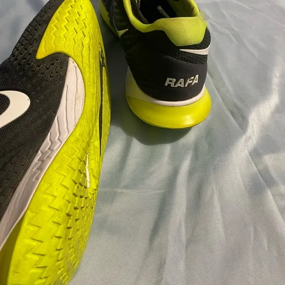 Nike zoom Vapor Cage 4 Rafa Athletic Shoes Dynamic Design