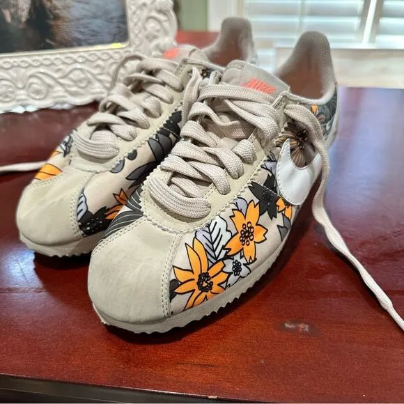 Nike Cortez Floral Beige Sneakers Size 6.5
