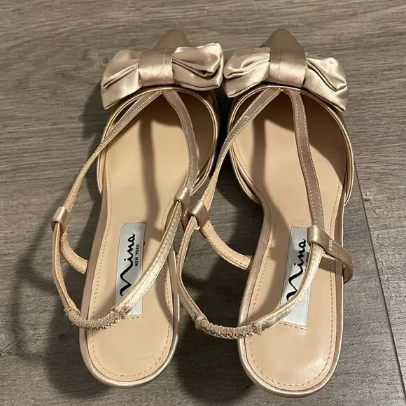 Nina beige kitten heels