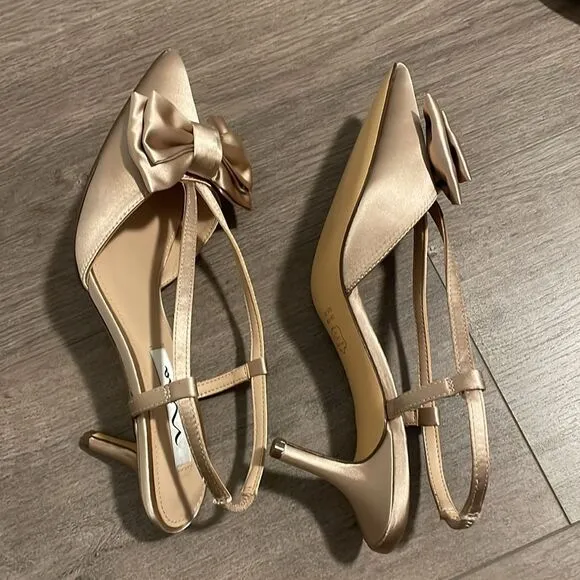 Nina beige kitten heels