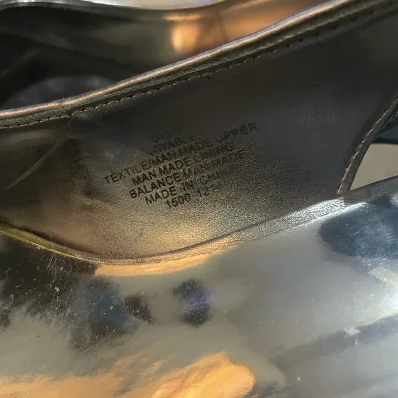 Nine west silver sparkly slingback heels size 8.5
