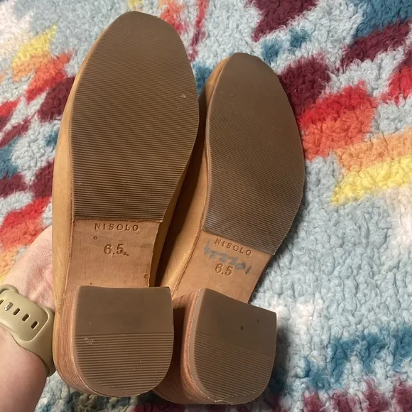 Nisolo All Day heeled almond leather mules
